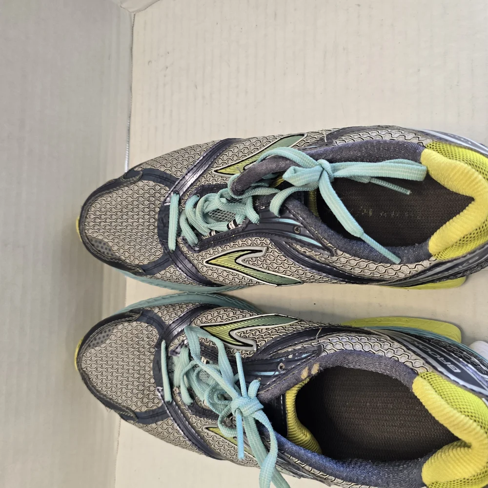 Brooks Gray and Yellow‎ Athletic Shoes with Breathable Mesh and Modern Design